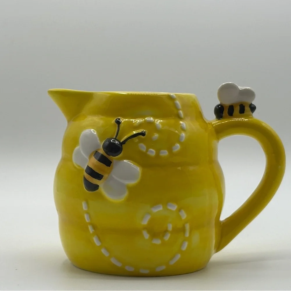 Pier 1 Imports Hand Painted Dolomite‎ Yellow Bee Honeycomb Creamer - Picture 6 of 15